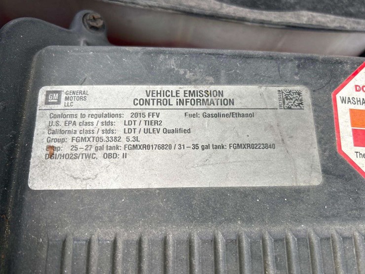 2015-chevrolet-tahoe-image-8