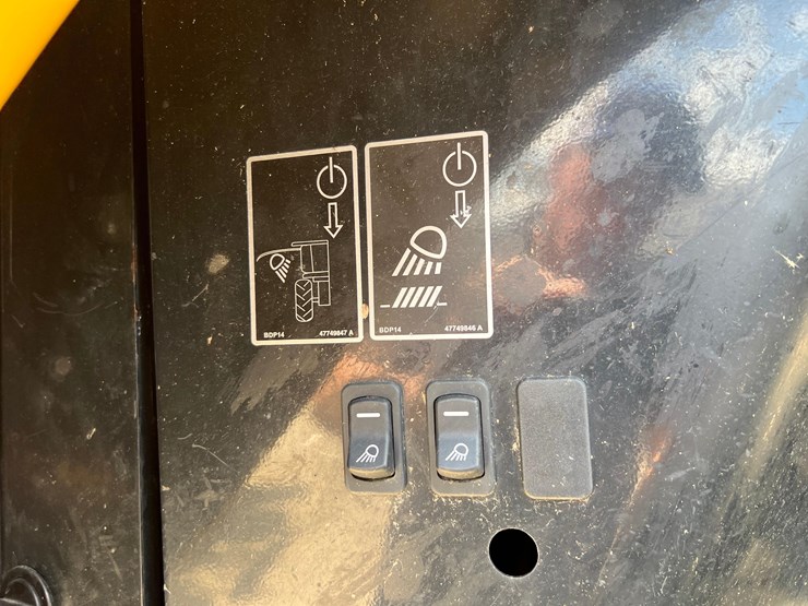 2023-new-holland-cr10.90-image-73