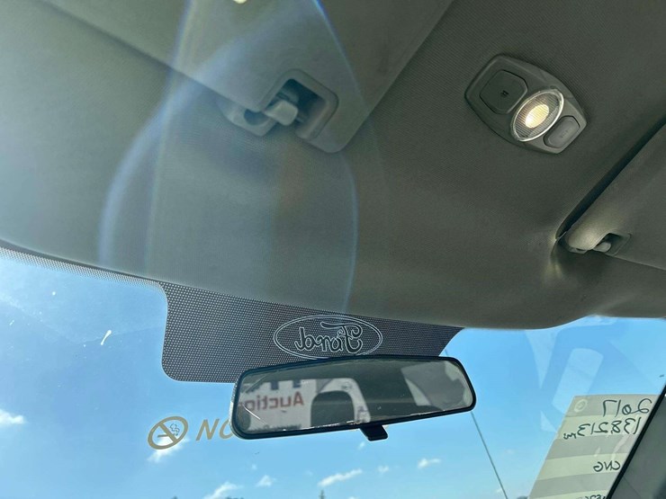 2017-ford-f150-image-19