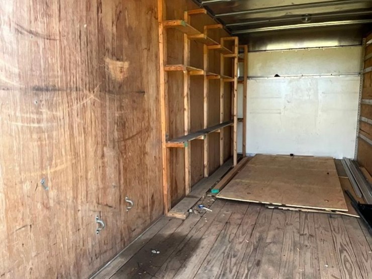 2014-ford-e350-image-15