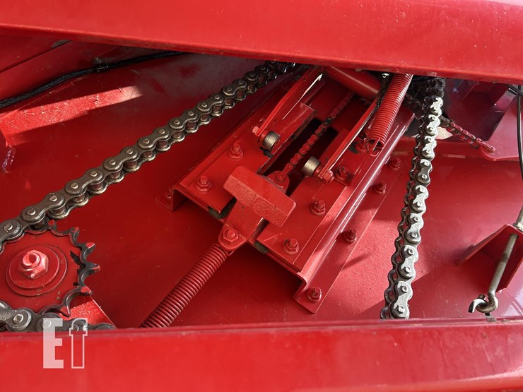 2008-new-holland-br7090-image-40