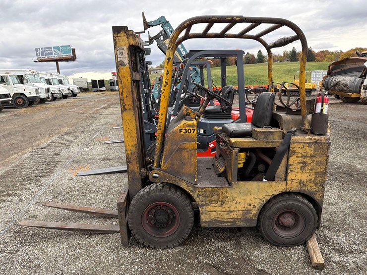 towmotor-502pg4024-image-1