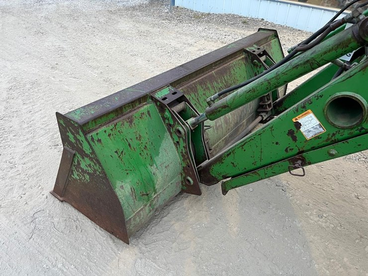 john-deere-725-image-17