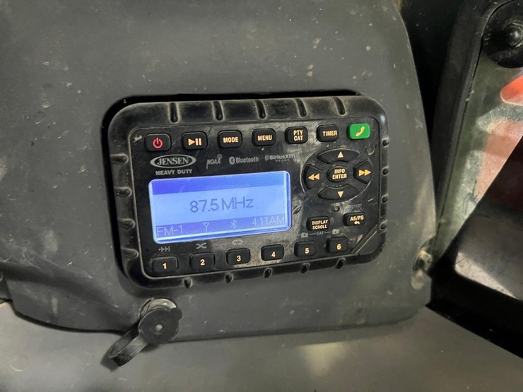 kubota-svl75-2-image-29