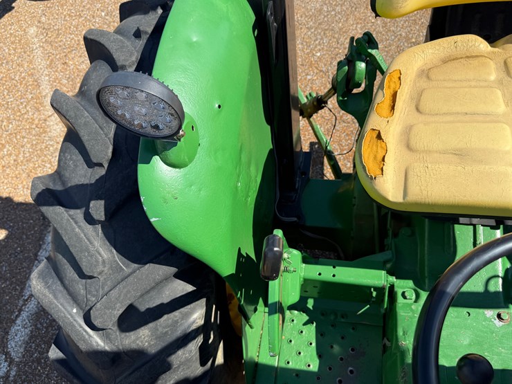 john-deere-2155-image-28