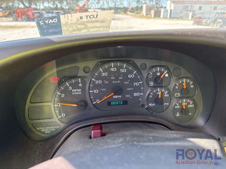 2007-gmc-c8500-altec-dl45tr-insulated-material-handling-digger-derrick-truck-image-12