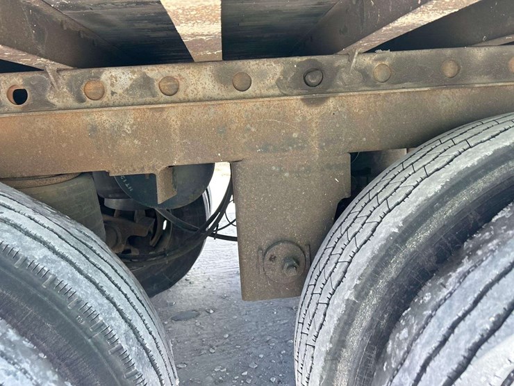 2009-utility-van-image-8