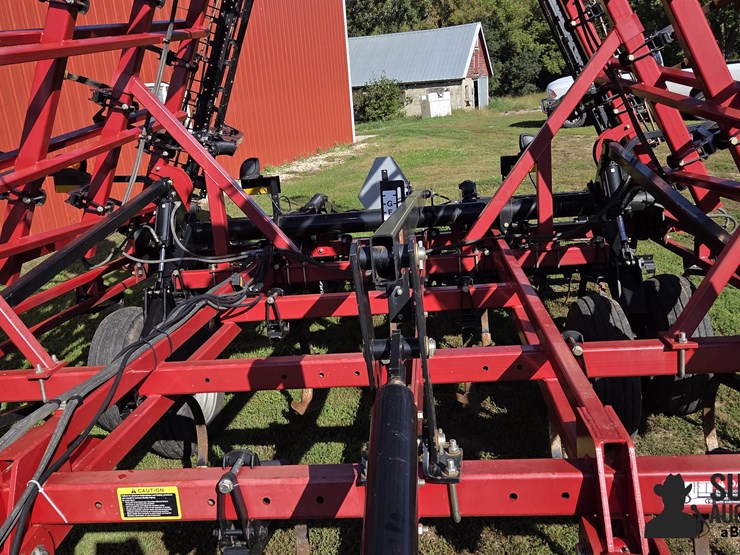 case-ih-200-image-13