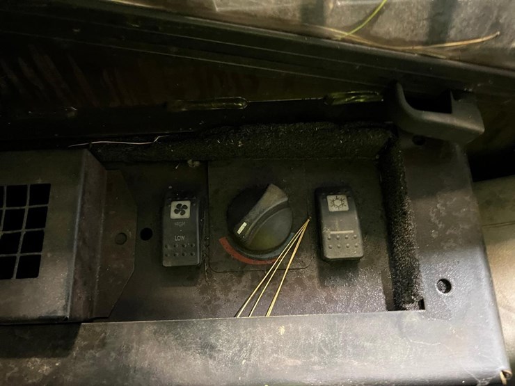 caterpillar-226b3-image-23