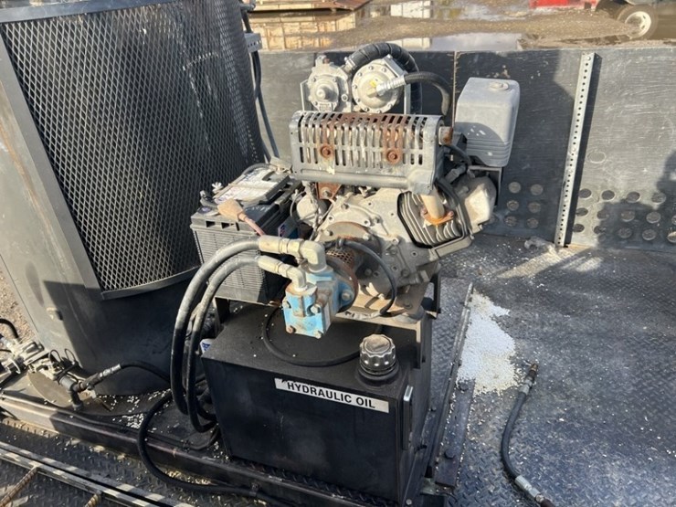 roll-off-thermoplastic-pre-melter-image-10