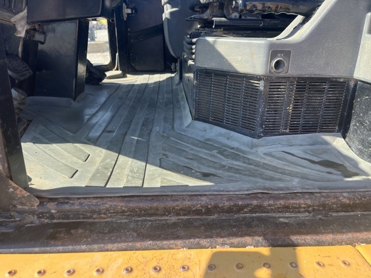 caterpillar-930h-image-19