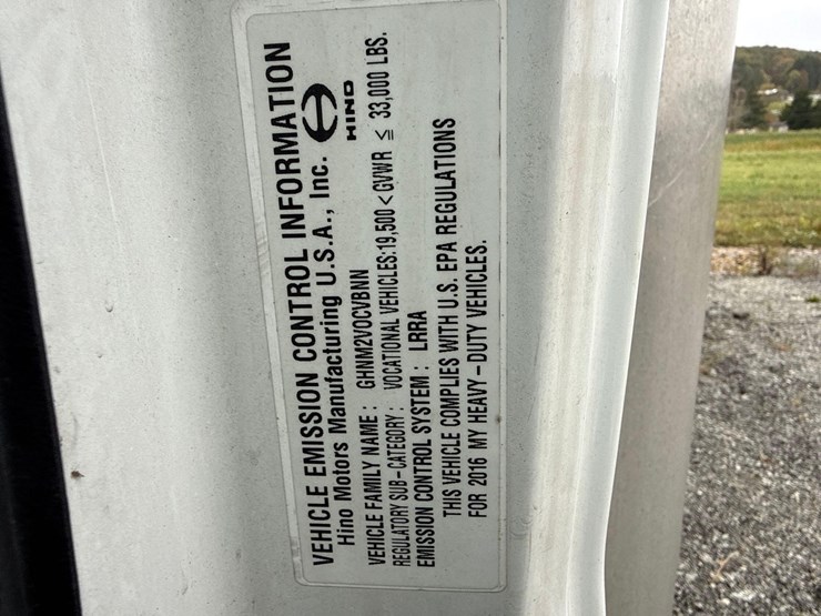 2016-hino-258-image-15