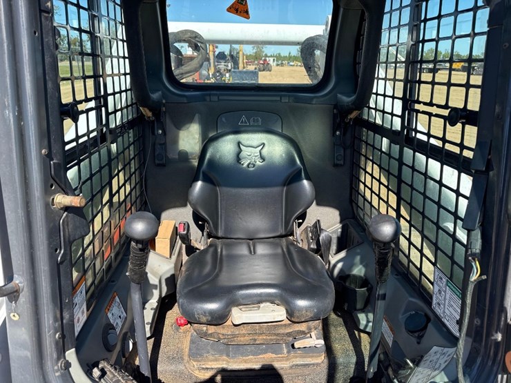 2017-bobcat-t650-image-19