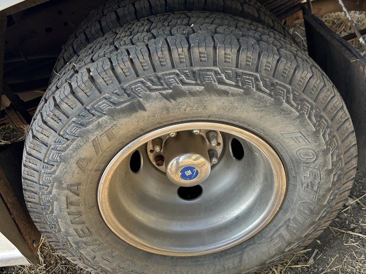 1996-chevrolet-3500-image-25