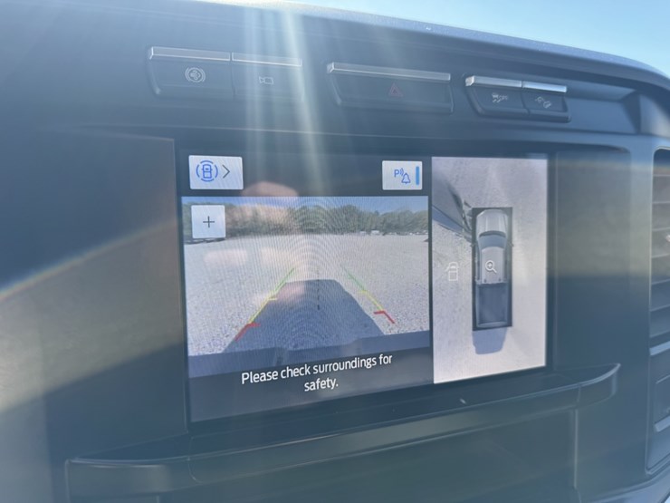 2023-ford-f450-xlt-image-11