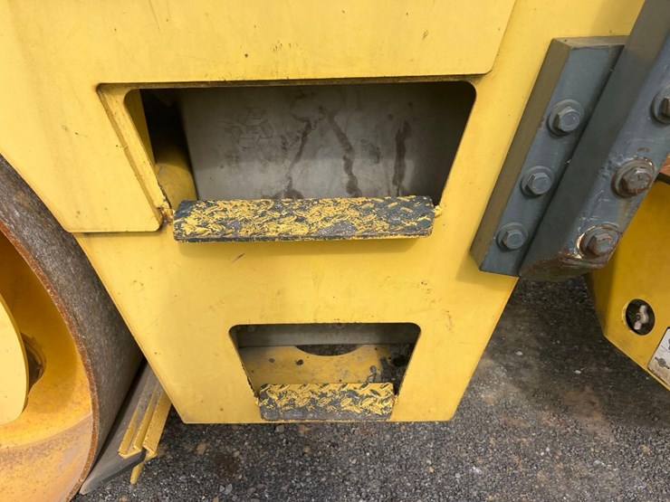 2001-bomag-bw141ad-2-image-11