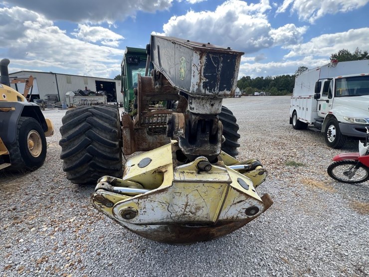 2014-deere-648h-image-3