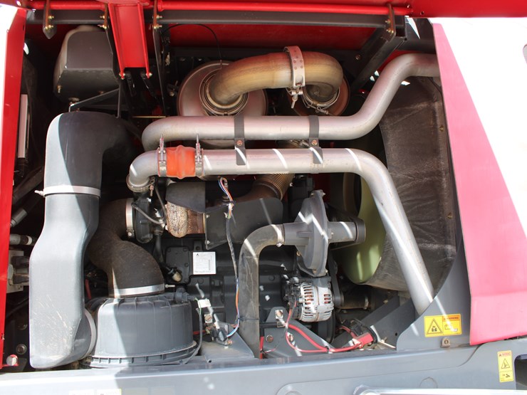 #2065-•-#2065---mf-hesston-wr-9770-swather-image-74