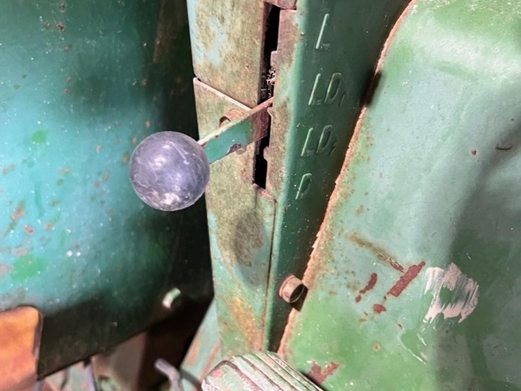 john-deere-4320-image-26