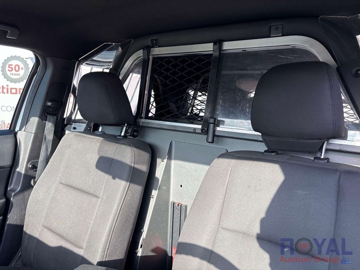 2018-ford-explorer-image-21