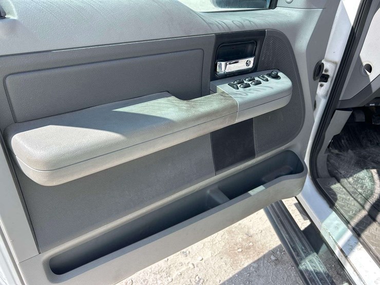 2005-ford-f150-image-11