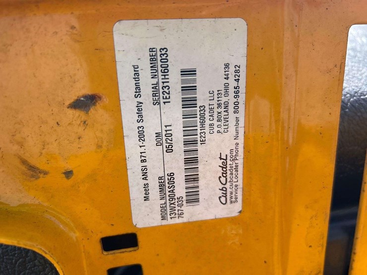 2011-club-cadet-13wx90as056-42in-riding-mower-image-5