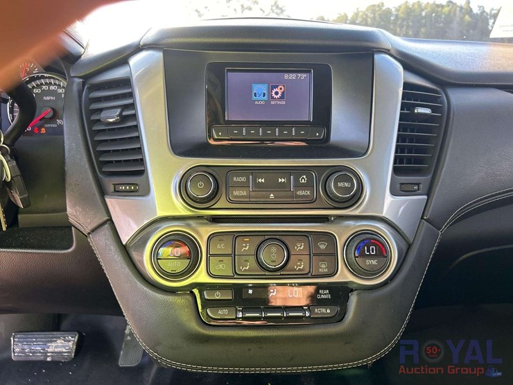 2015-cheverolet-tahoe-suv-image-18