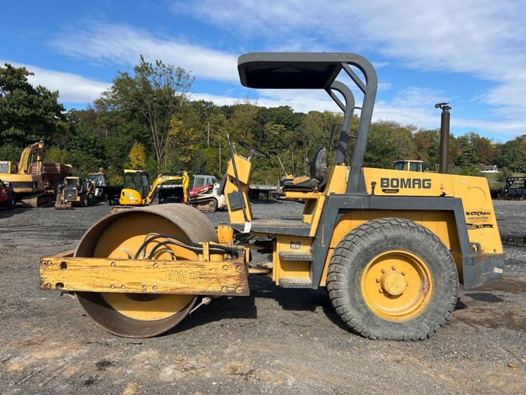 1998-bomag-bw172d-2-image-1