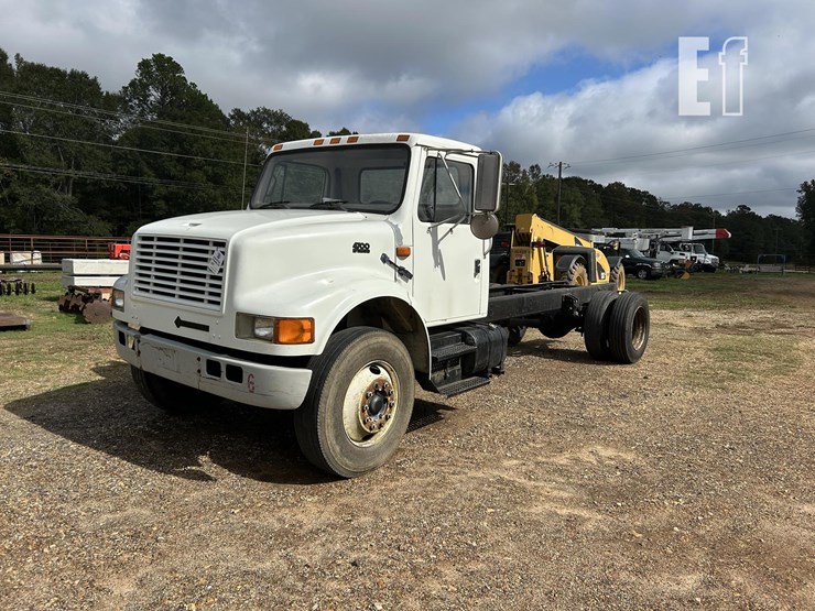 1995-international-4700-image-1