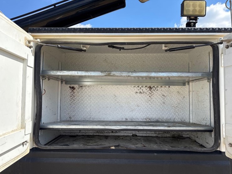 2018-kenworth-t270-image-21