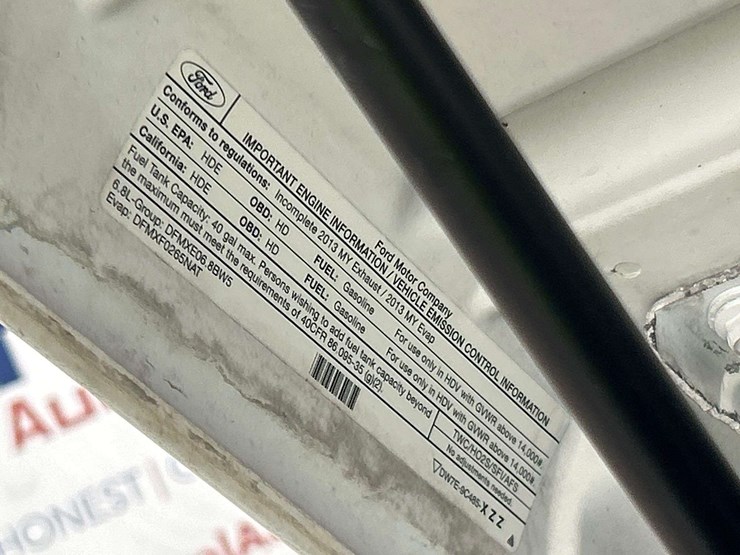 2013-ford-f550-image-10