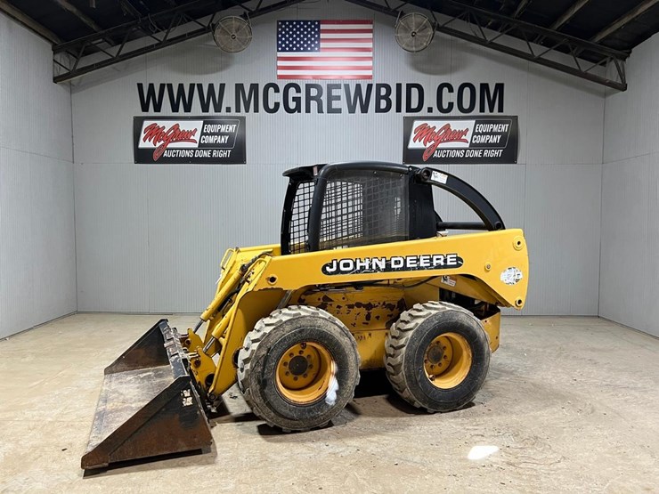 john-deere-270-image-1