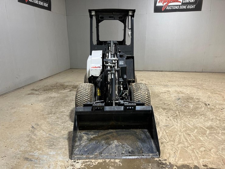 2021-bobcat-l28-image-8
