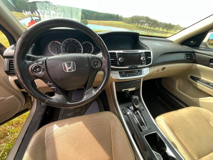 2014-honda-accord-(at,-v6,-3.5l,-miles-image-16