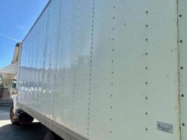 2013-ford-f750-xl-image-40