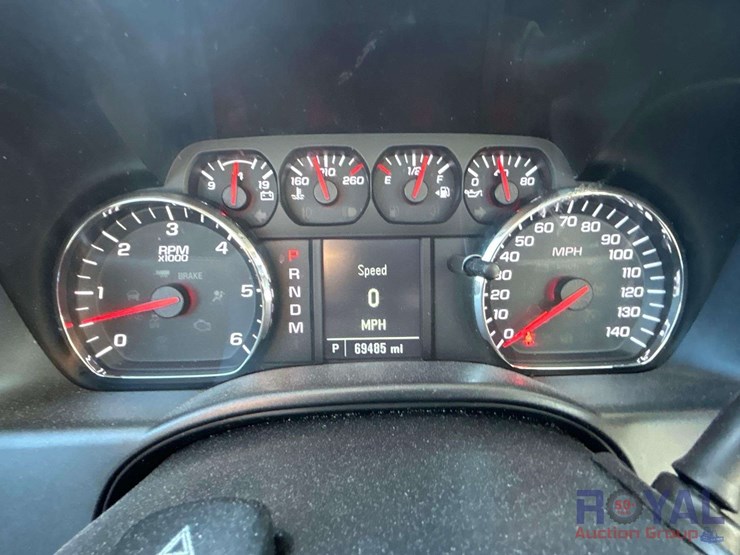 2015-chevrolet-1500-image-16