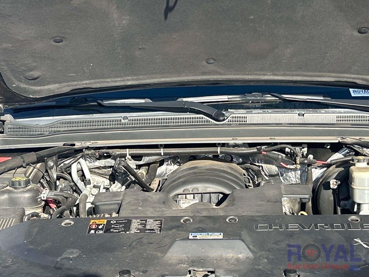 2015-cheverolet-tahoe-suv-image-7