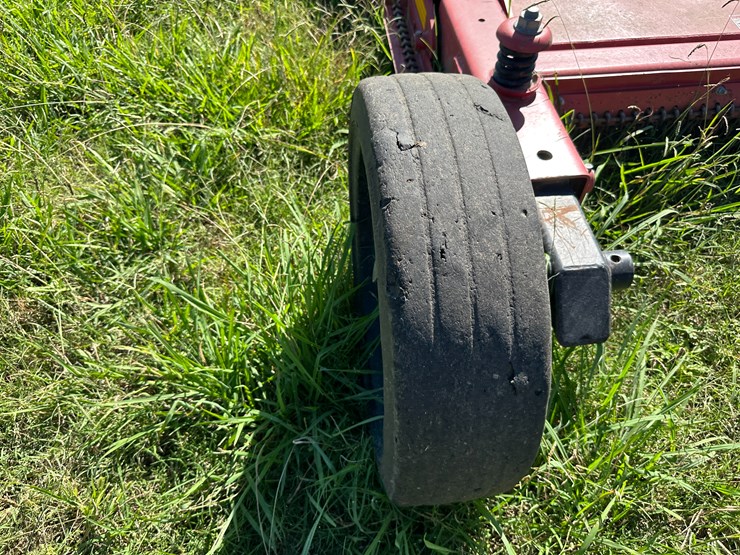 bush-hog-12820-image-17