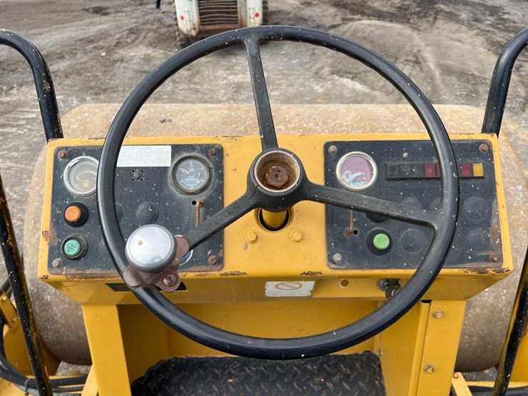 1989-bomag-bw213d-image-26