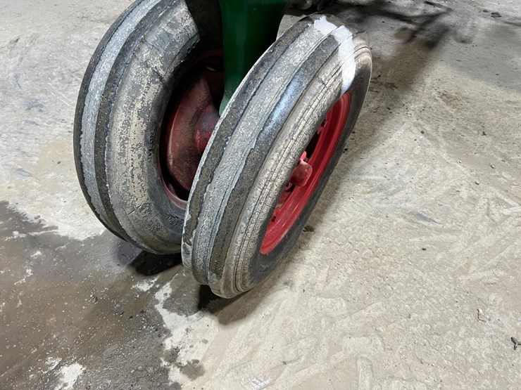 1954-oliver-88-image-9