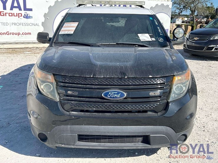 2015-ford-explorer-image-28
