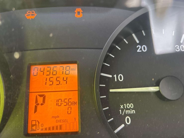 2015-freightliner-sprinter-3500-image-6