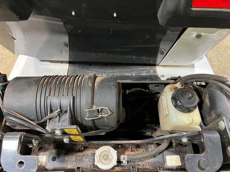 2021-bobcat-l28-image-15