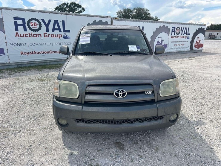 2005-toyota-tundra-image-23