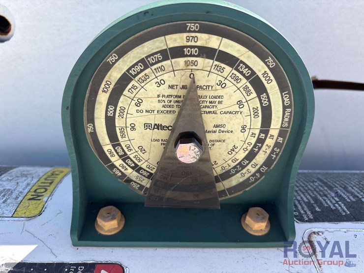 2016-freightliner-m2-106-4x4-altec-bucket-truck-image-17