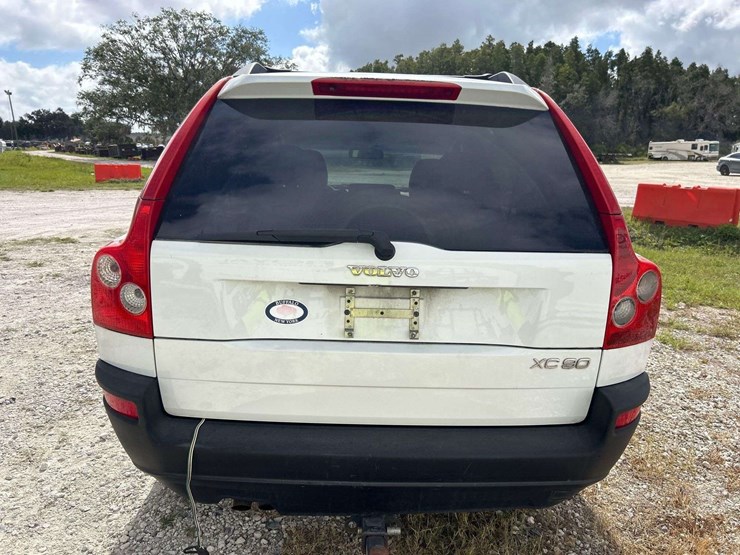 2004-volvo-xc90-image-21