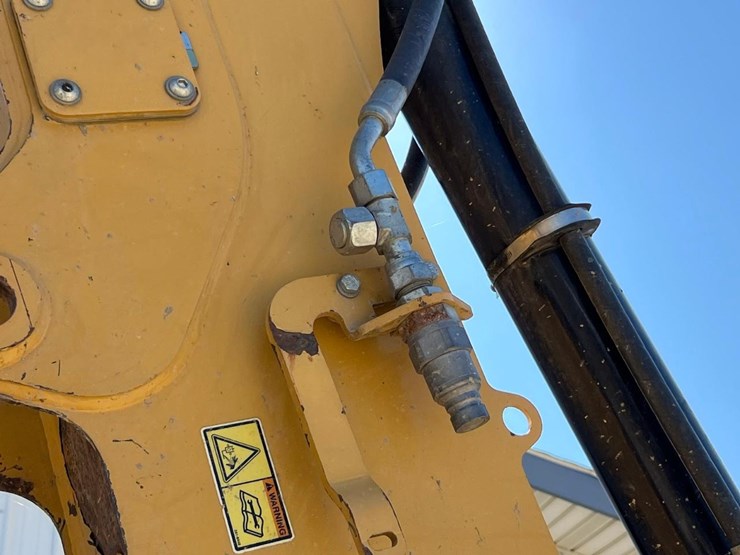 caterpillar-430e-image-18