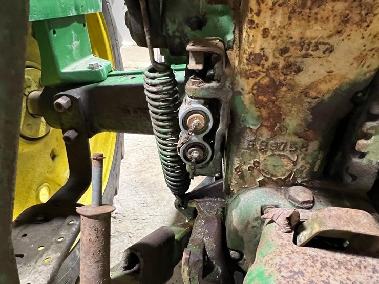 john-deere-530-image-13