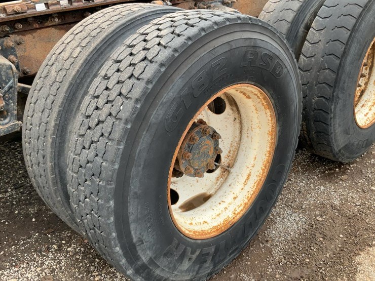 2004-mack-chn613-image-52