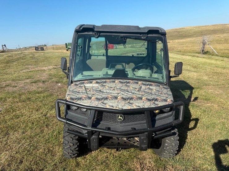 john-deere-gator-image-8